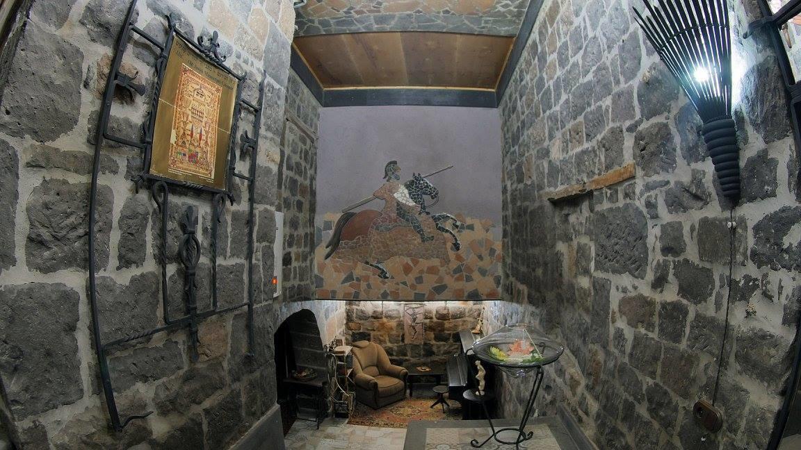 Bed and Breakfast Hye Aspet Հայ Ասպետ Гюмри Экстерьер фото