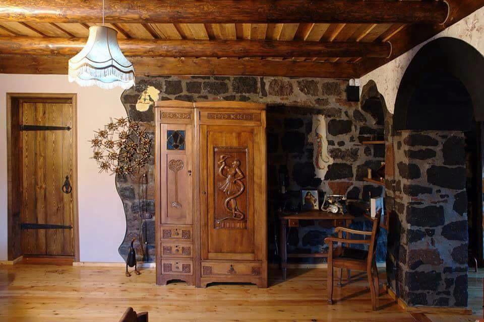 Bed and Breakfast Hye Aspet Հայ Ասպետ Гюмри Экстерьер фото