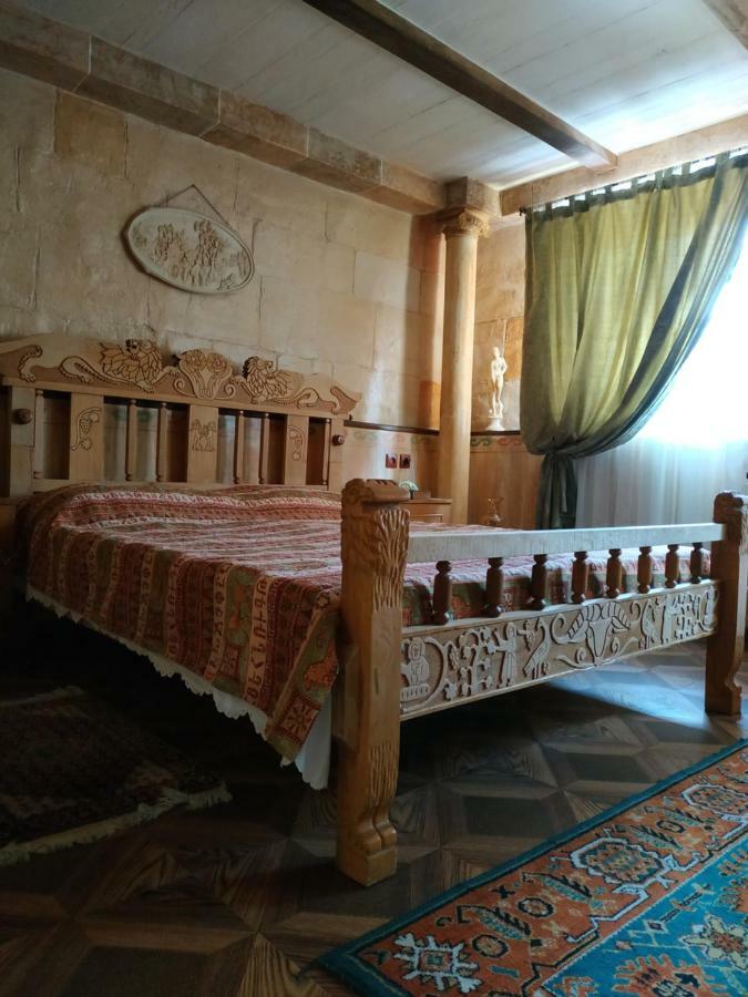 Bed and Breakfast Hye Aspet Հայ Ասպետ Гюмри Экстерьер фото