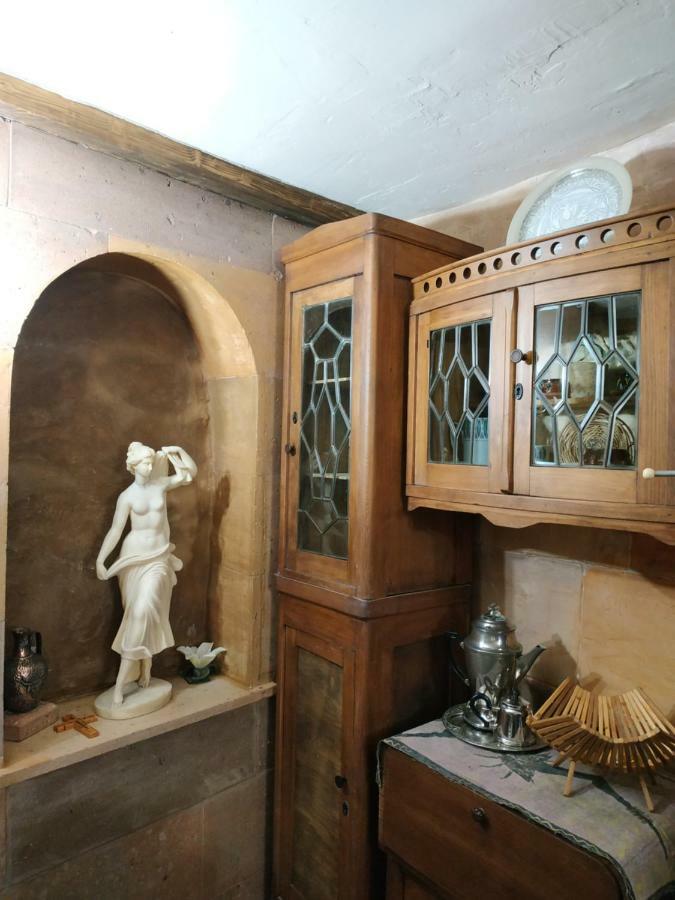 Bed and Breakfast Hye Aspet Հայ Ասպետ Гюмри Экстерьер фото